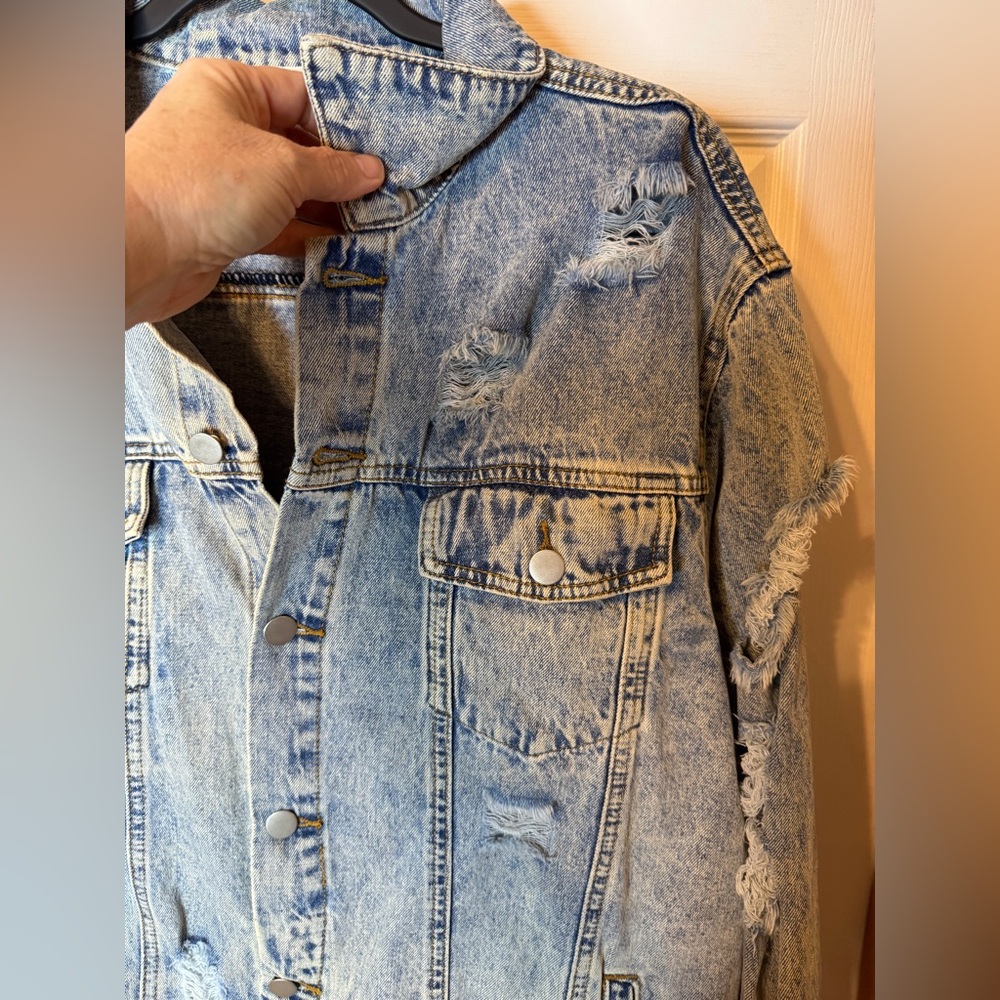 Umgee Distressed Denim Blue Jean Jacket Size: L - Picture 9 of 14